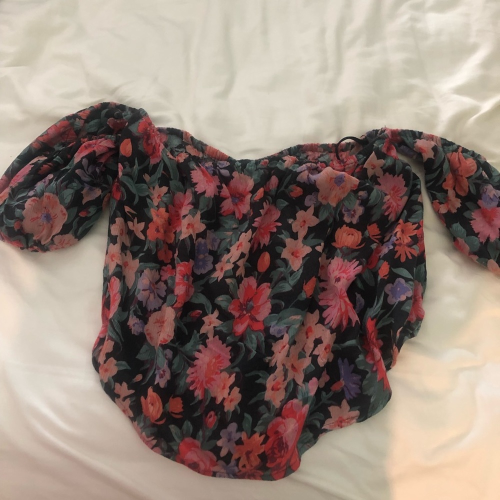 Floral top